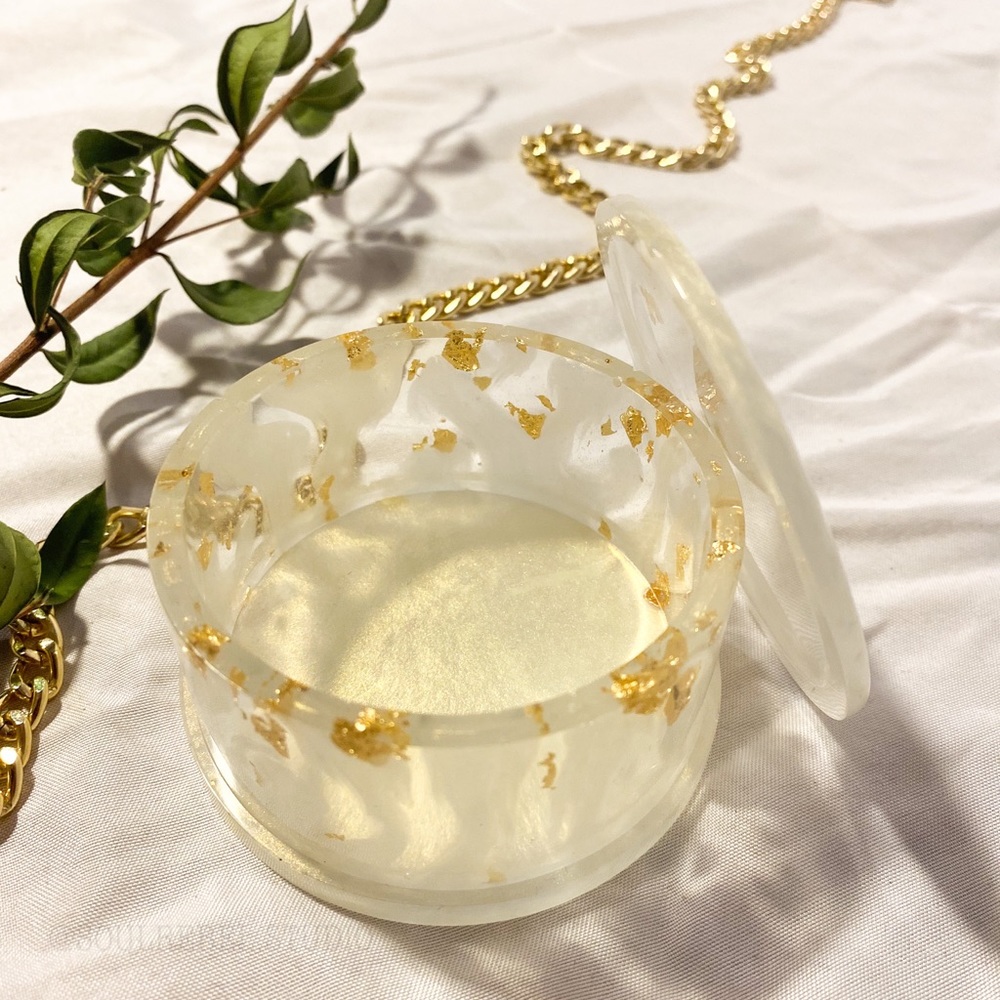 Round Jewelry Box - Picture 2 of 2